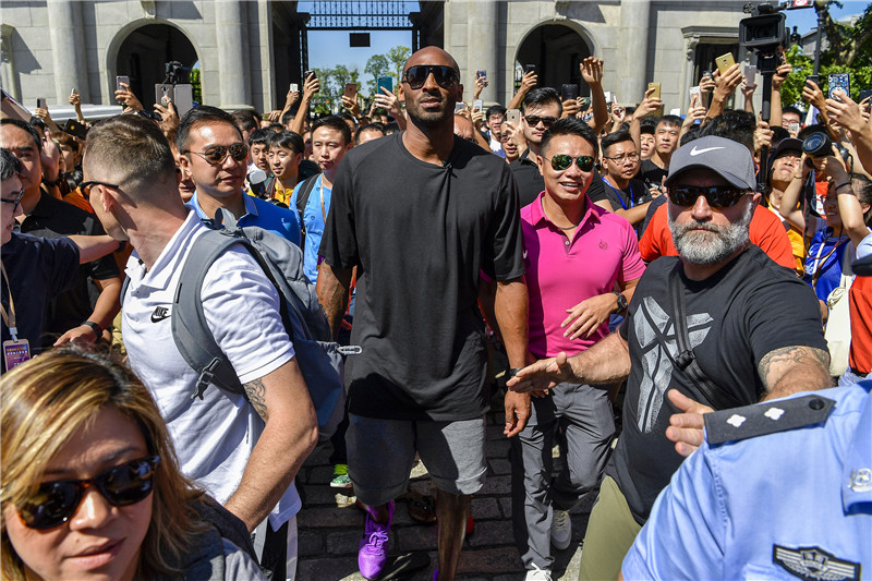 “苏超”夺冠，泰州队景泊羲：爸爸在天上肯定会为我高兴（苏超加冕冠军，泰州队景泊羲：天上的父亲一定会为我高兴）