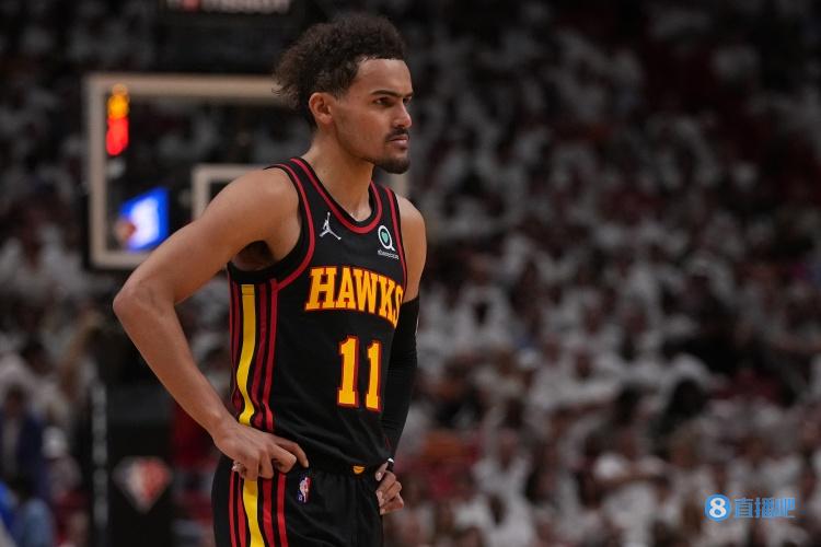 赫内斯：巴萨的债务超过13亿欧元，但在西甲却相安无事（赫内斯：巴萨负债逾13亿欧元，西甲征战却未受影响）