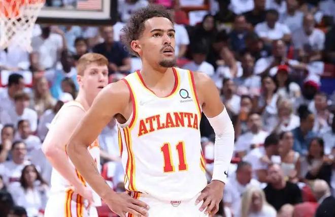 川超凉山队球员飞踹主裁，律师：或面临拘留、罚款和长期禁赛（川超凉山队球员怒踹主裁判，律师称或面临拘留、罚款及长期禁赛）