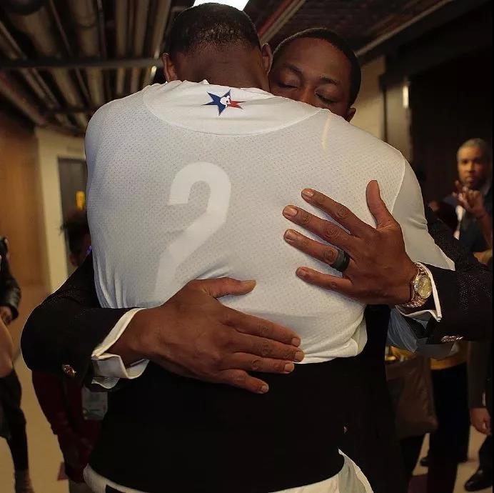 环足奖2025年最佳女足俱乐部候选：阿森纳女足、巴萨女足领衔（2025环足奖最佳女足俱乐部候选出炉：巴萨女足、阿森纳女足领跑）